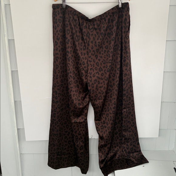 PINK Victoria's Secret Satin Pull-On Trouser Pants Leopard Print Trousers XXL - Picture 8 of 16